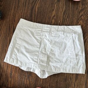 Urban Outfitters White Skort • NWT • Size S/P